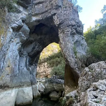 Spacieuse Avec Piscine Proche Pic Saint Loup Villa